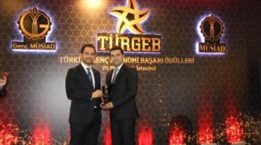 T&uuml;rkiye Gen&ccedil; Ekonomi Başarı &Ouml;d&uuml;lleri Sahiplerini Buldu