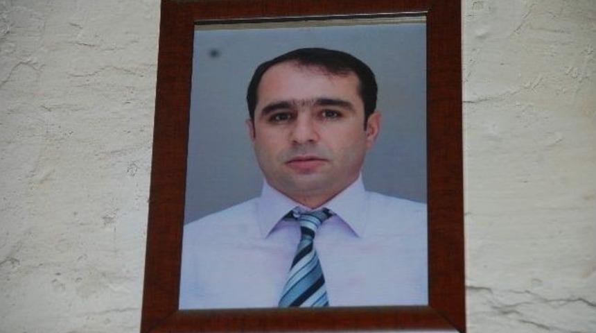 Şehit Polisin Fotoğrafı &Ccedil;ay Ocağına Asıldı