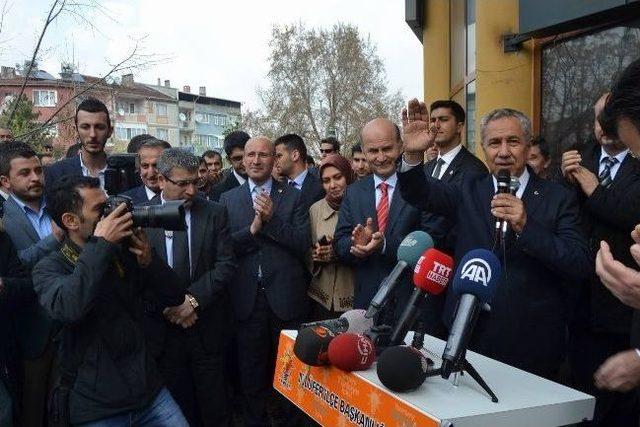 Arınç'tan Polislere İyileştirme Sözü