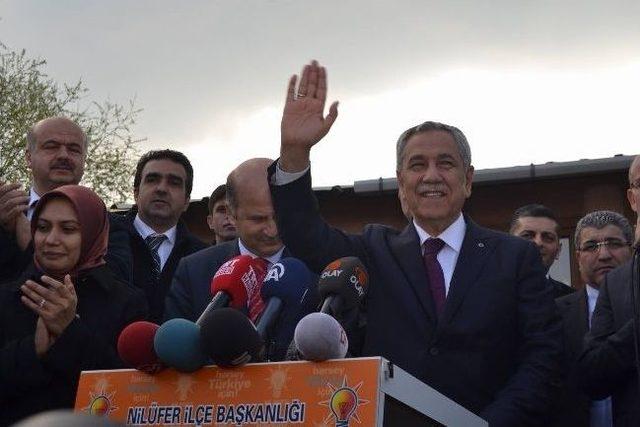 Arınç'tan Polislere İyileştirme Sözü