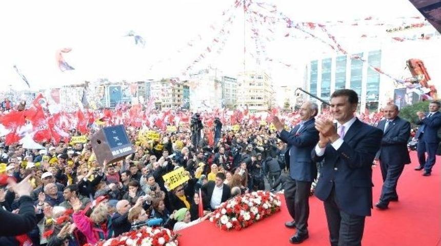 Chp Lideri Kılı&ccedil;daroğlu Kadık&ouml;y&rsquo;de Vatandaşlara Hitap Etti