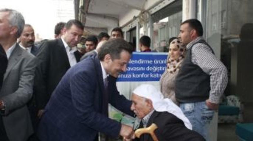 Bakan &Ccedil;elik'ten Esnaf Ziyareti