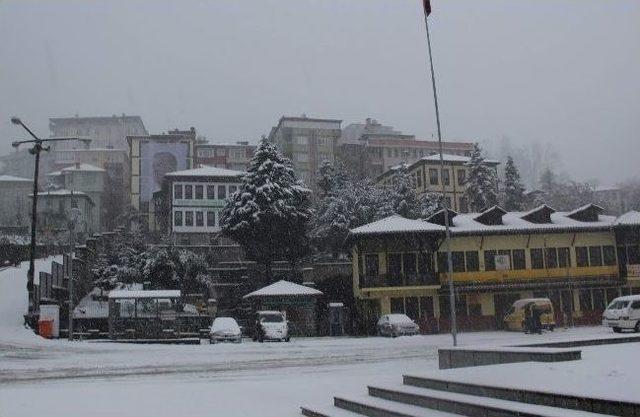 Rize’de Yoğun Kar Yağışı