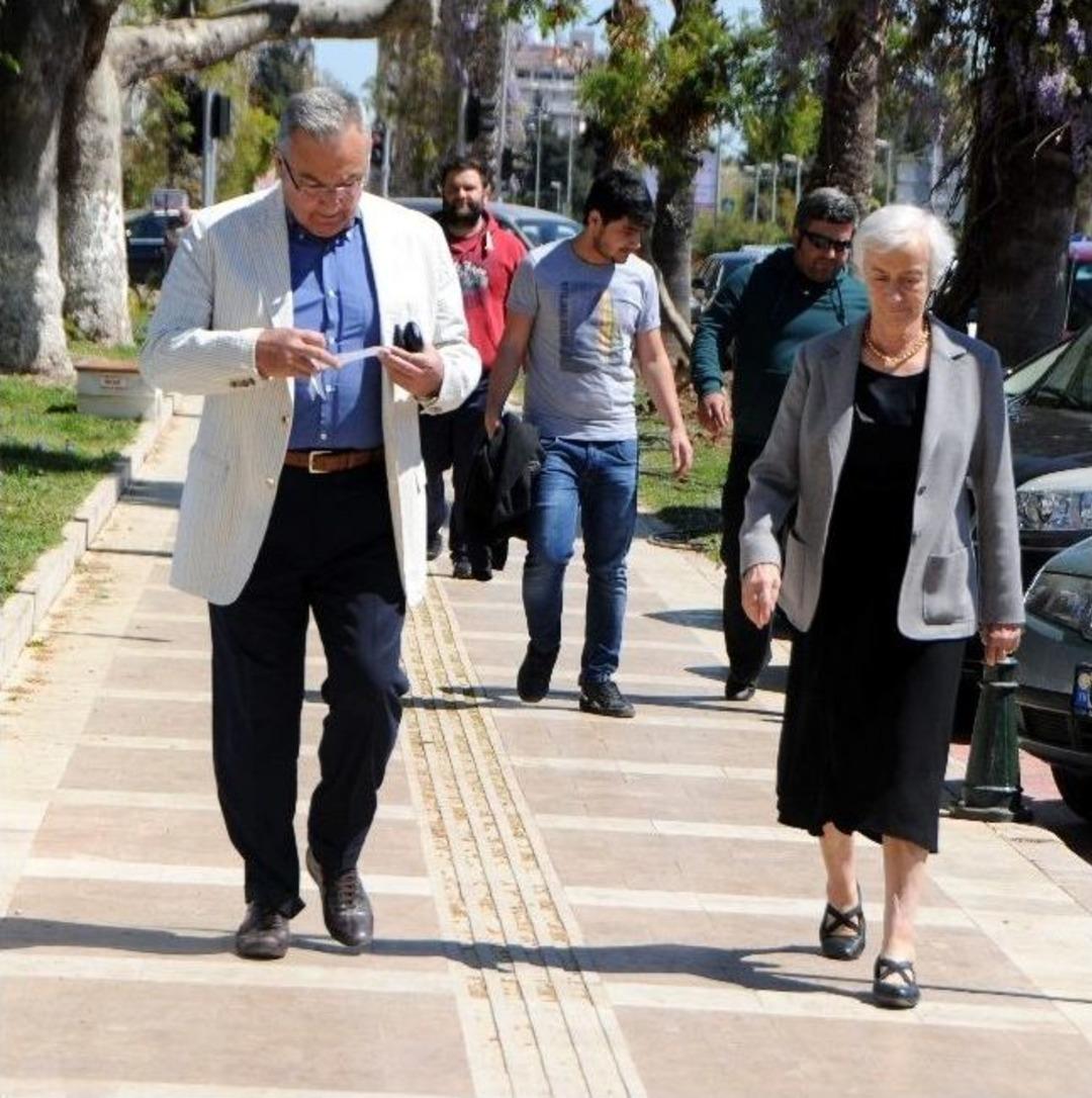 Deniz Baykal Oyunu Kullandı