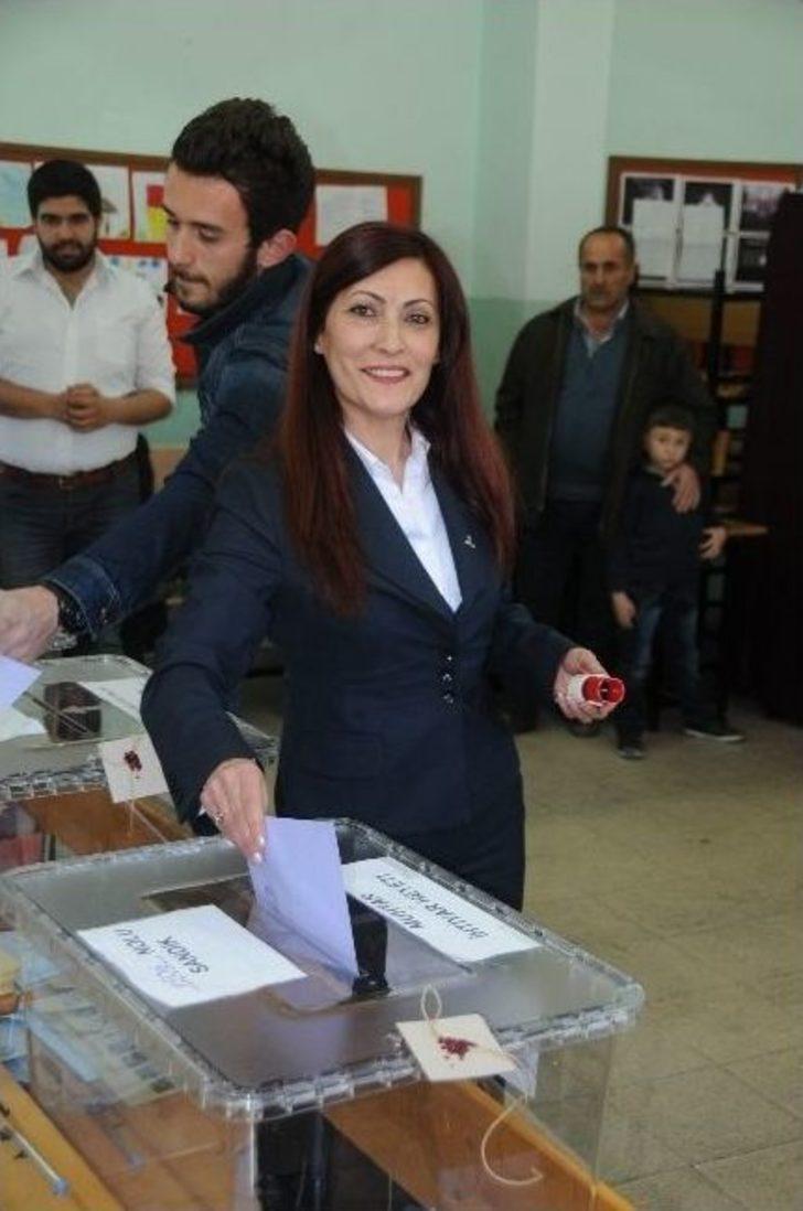 Kütahya'nın Başkan Adayları Oylarını Kullandı G2