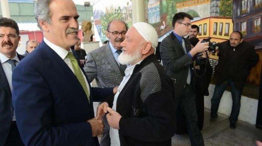 Ak Parti Bursa B&uuml;y&uuml;kşehir Belediye Başkanı Recep Altepe, Oyunu &Ccedil;ekirge'de Kullandı