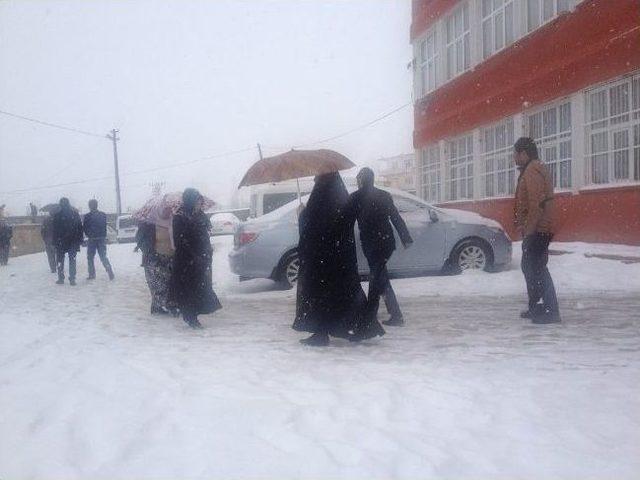 Bitlis'te Kar Yağışı