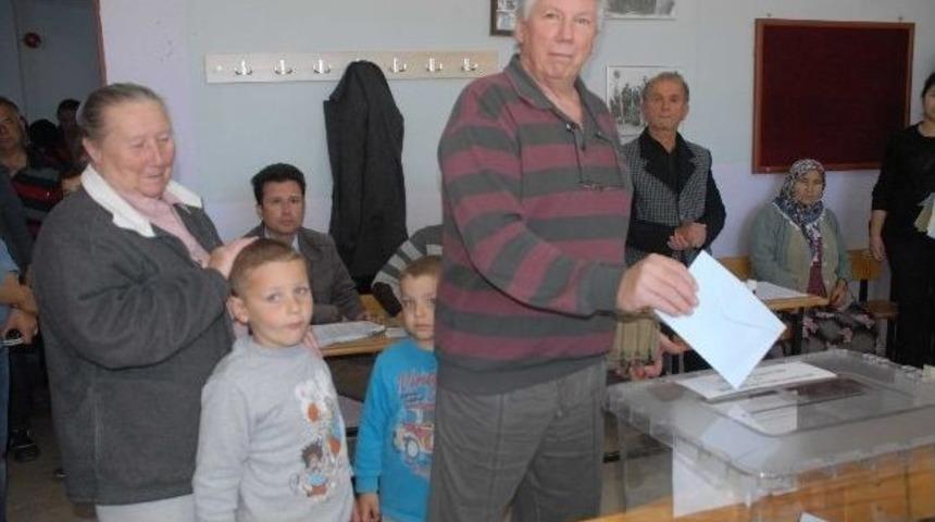 Fethiye&rsquo;de Yabancılar Da Sandık Başına Gitti