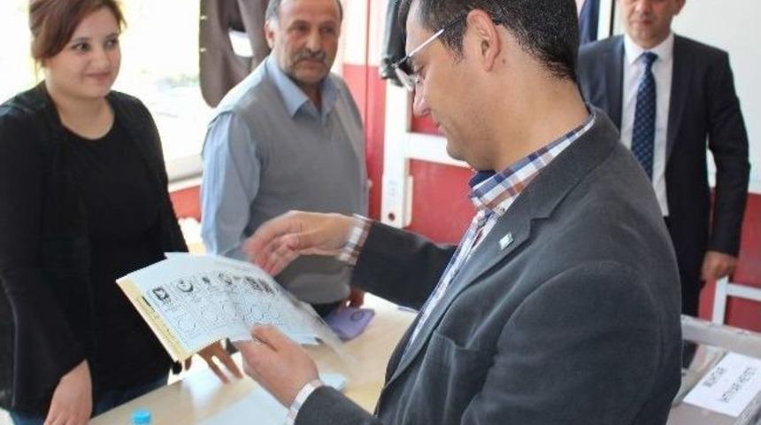 Chp'li &Ouml;zel Oyunu Kullandı