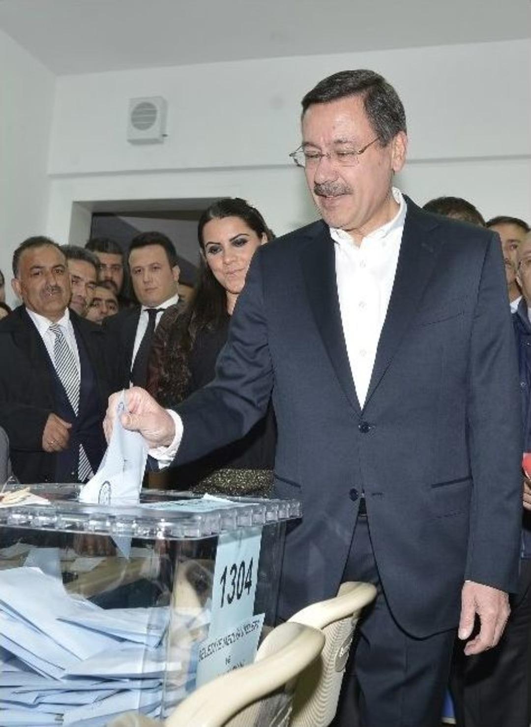 G&ouml;k&ccedil;ek Ailesi Oyunu Kullandı