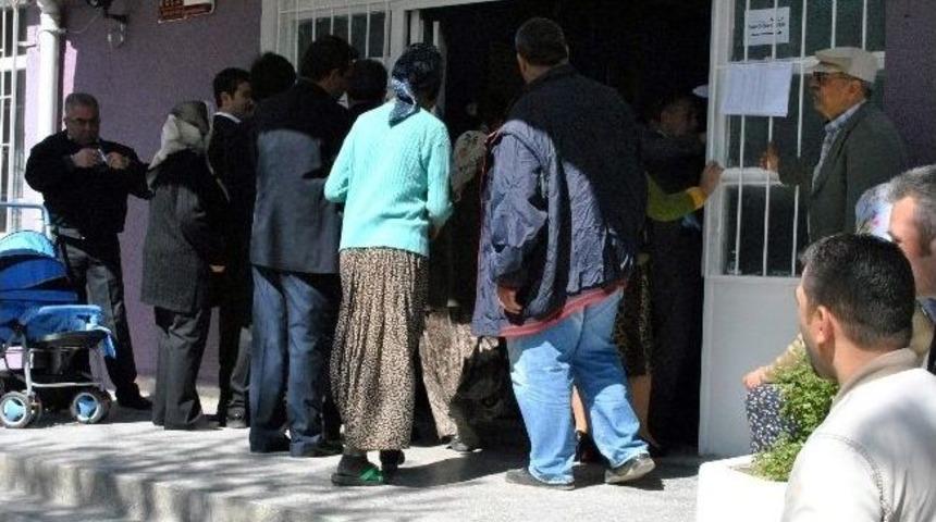 Aydın&rsquo;da Araması Olan 65 Kişi Sandık Başında Yakalandı