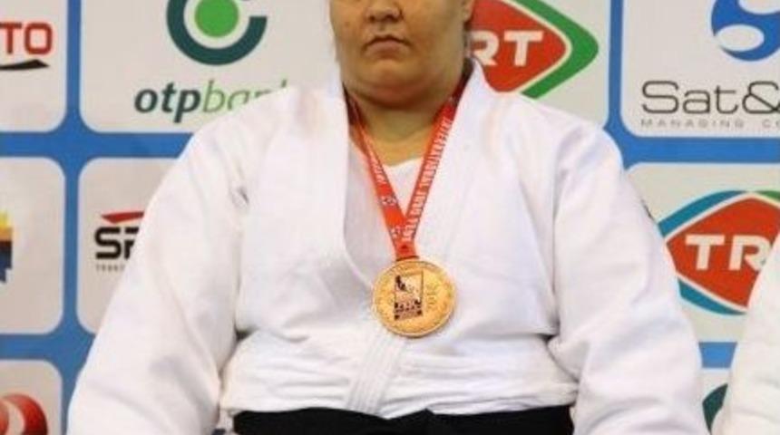 Samsun&rsquo;da &Uuml;&ccedil;&uuml;nc&uuml; Bronz G&uuml;lşah&rsquo;tan