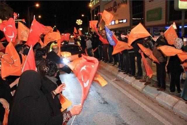 Erzincan'da Seçim Kutlamaları