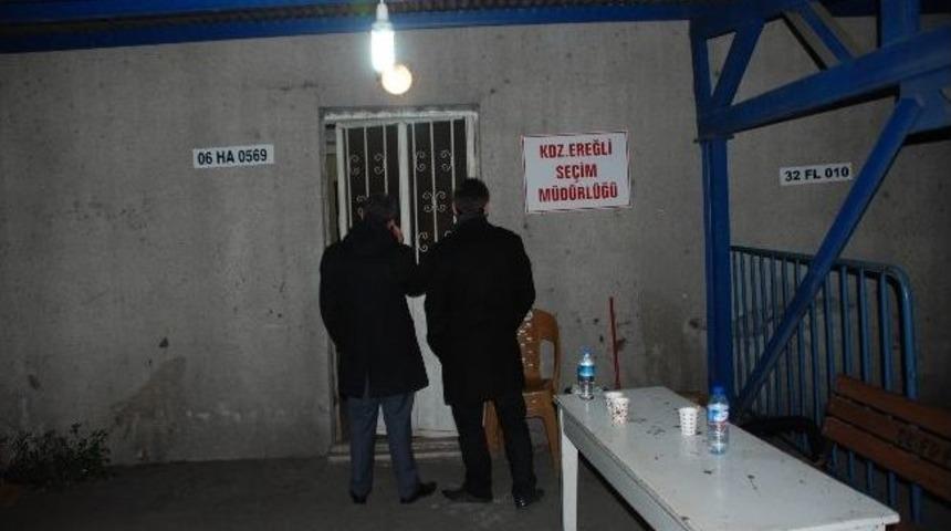 Ereğli&rsquo;de Chp&rsquo;liler Adliyeye Girmek İstedi