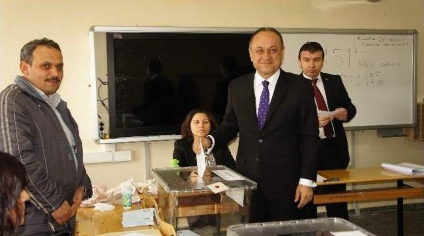 Kastamonu'da Ak Parti Belediye Başkanlığını Kazandı