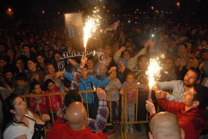 Fethiye'de Dp Adayı Saatcı, 4'üncü Kez Başkan Seçildi G3