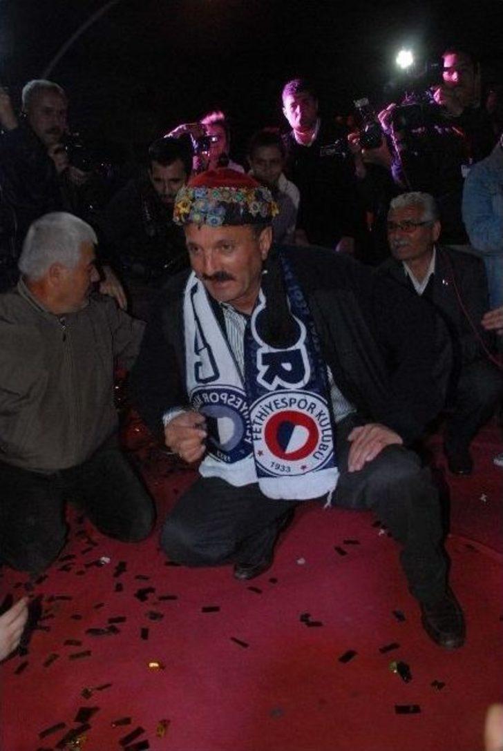 Fethiye'de Dp Adayı Saatcı, 4'üncü Kez Başkan Seçildi G5