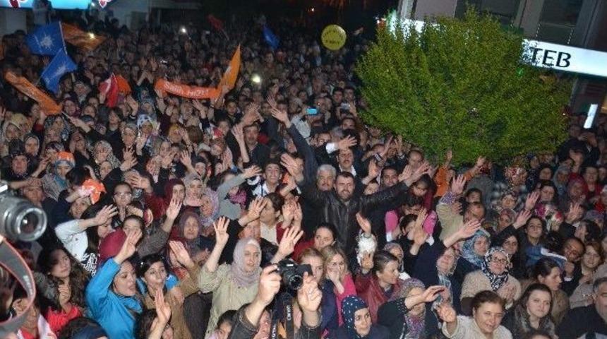 Ak Parti Başkan Adayı Salih Hızlı Zafer Konuşması Yaptı