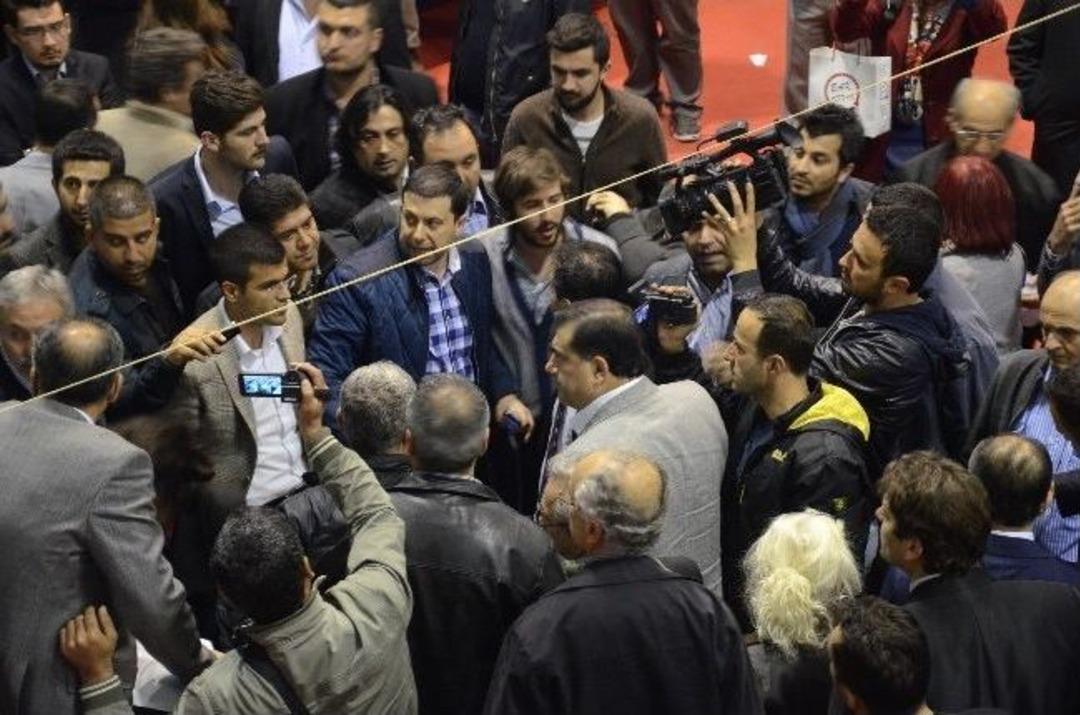 İzmir&rsquo;de Oyların Sayımı Sırasında Gerginlik Yaşandı