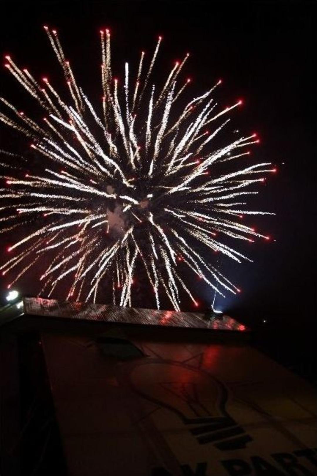 Gaziantep&rsquo;te Ak Parti&rsquo;nin Zafer Kutlaması