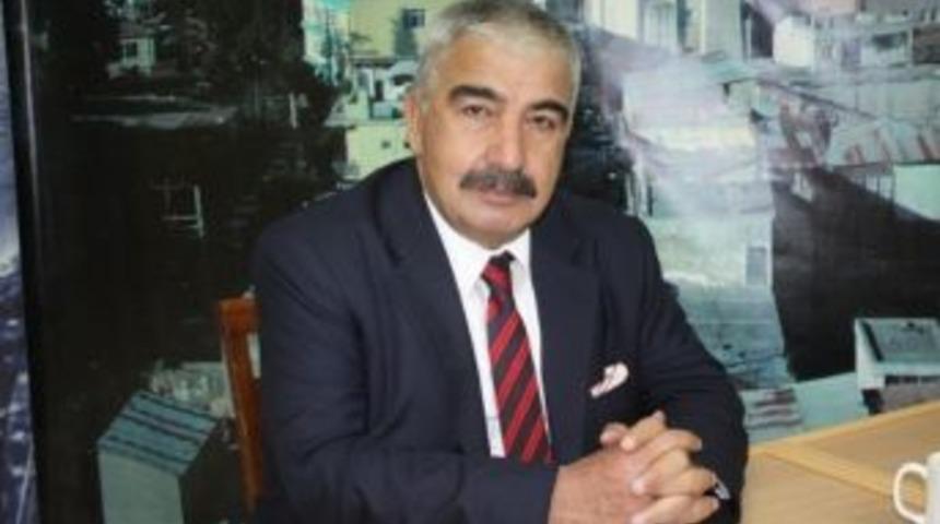 Kozan'da Musa &Ouml;zt&uuml;rk Başkan Se&ccedil;ildi