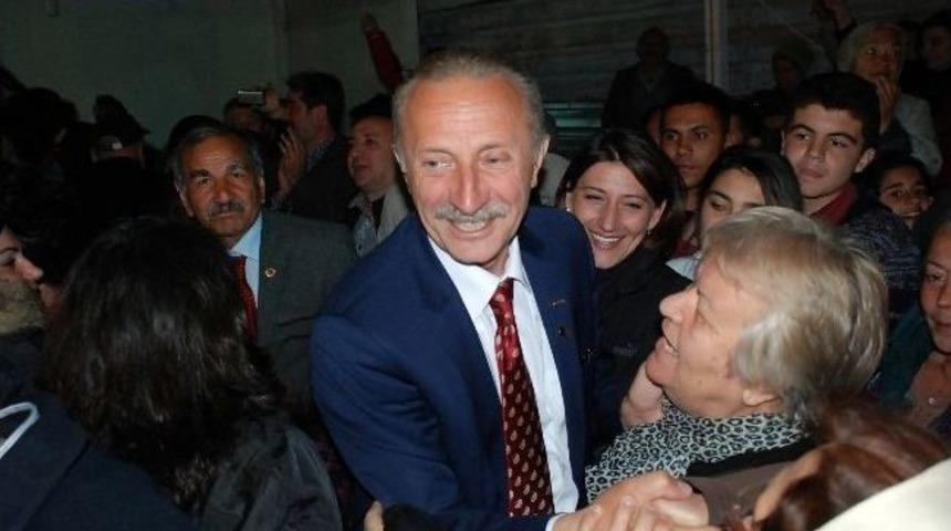 Didim&rsquo;de Başkan Atabay, Se&ccedil;im Zaferini Partililerle Kutladı