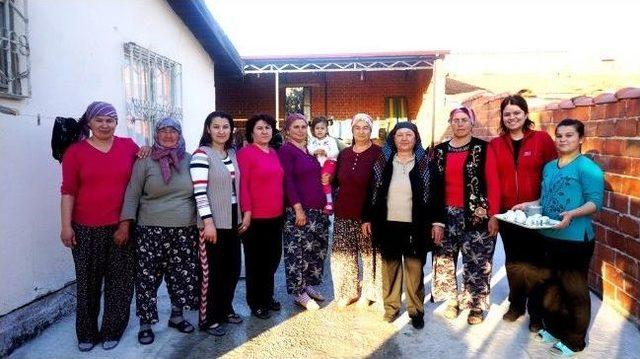 Alime Kocabıyık Sarıgöl’ün İlk Bayan Muhtarı Oldu