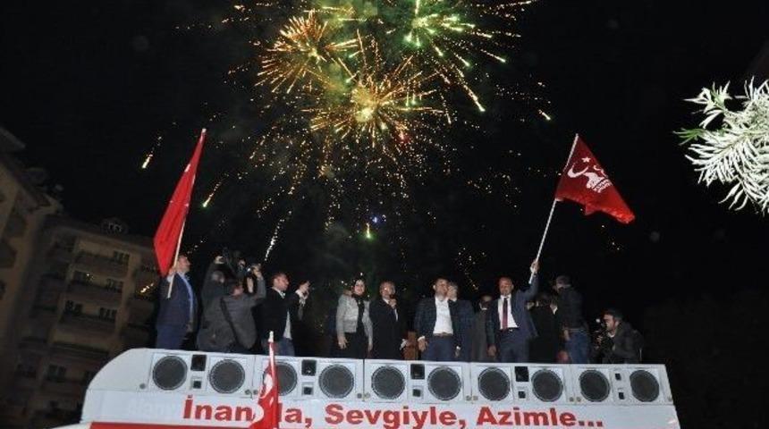Alanya'da Mhp'li Y&uuml;cel Kazandı