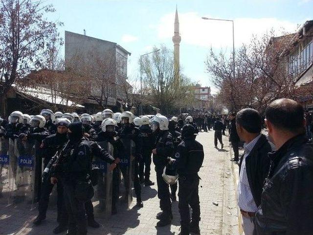 Kağızman’da Seçim Sonrası Olaylar Çıktı