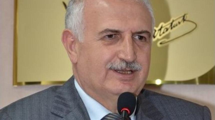 A&uuml; Rekt&ouml;r&uuml; Prof. Dr. Ko&ccedil;ak, Etso Meclisi&rsquo;ne Konuk Oldu