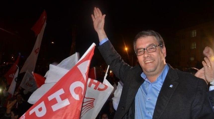 Buca'da Zafer Levent Piriştina'nın