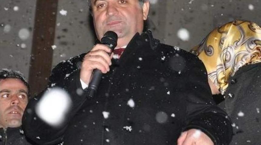 Artvin&rsquo;de Ak Belediye Coşkusu