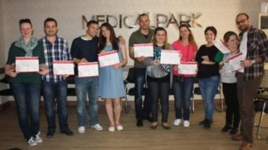 Anne Ve Baba Adaylarına Sertifika