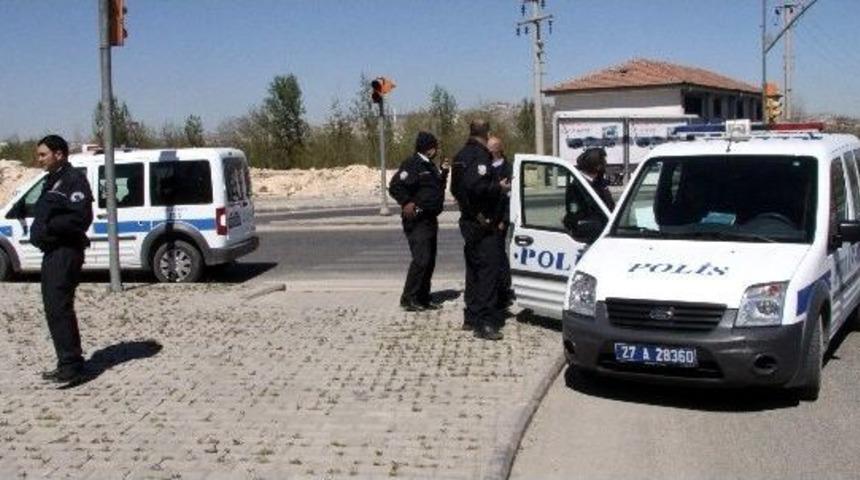 Gaziantep&rsquo;te Se&ccedil;im Sonrası Muhtarlık Kavgası: 5 Yaralı