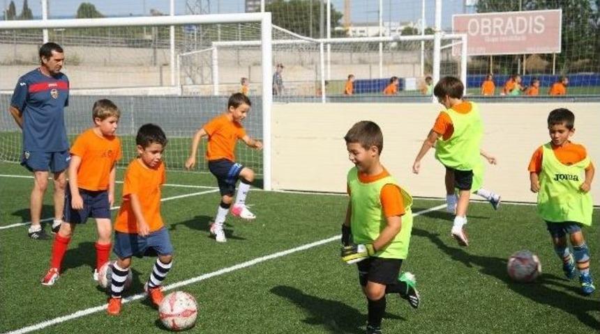 Valencıa Geleceğin Yıldızlarını Arıyor