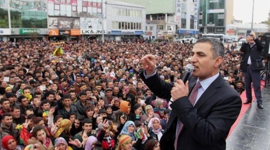 Iğdır&rsquo;da Yerel Se&ccedil;imi Kazanan Bdp&rsquo;lilerden Kutlama