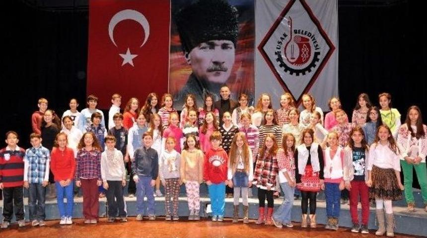 Uşaklı &Ouml;ğrenciler Gurur Kaynağı Oldu