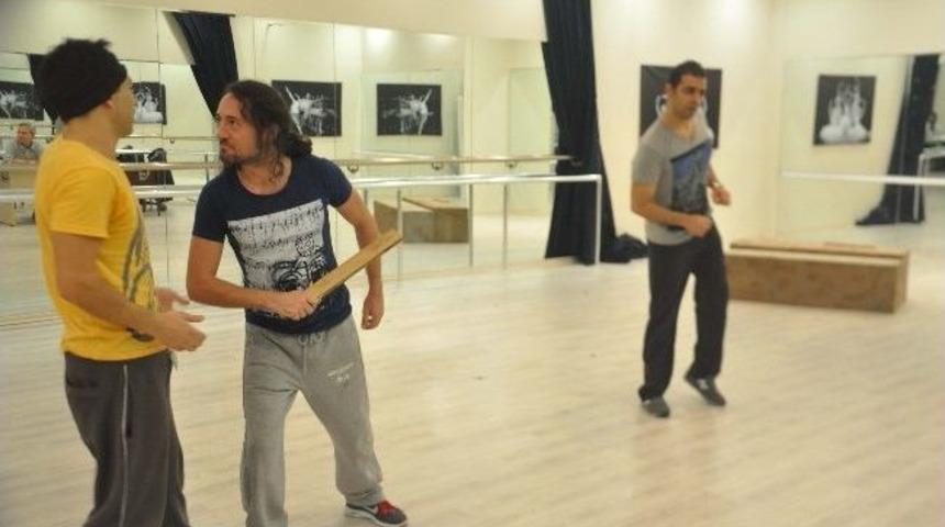 'yalancı' 5 Nisan'da Seyirciyle Buluşuyor