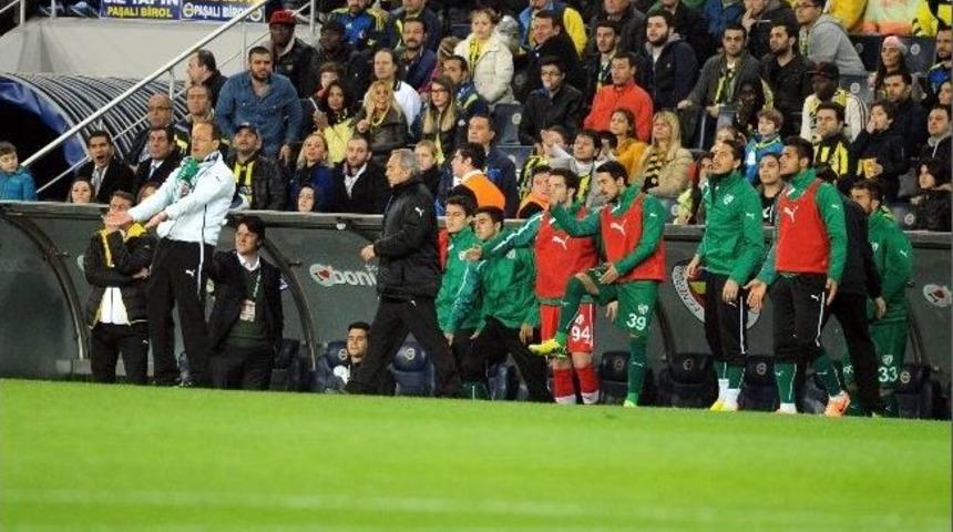Bursaspor İstanbul Takımlarına Karşı Galibiyeti Unuttu
