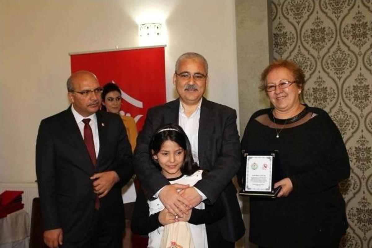 Vali G&uuml;ven&ccedil;er Koruyucu Aile Ve &Ccedil;ocuklarla Bir Araya Geldi