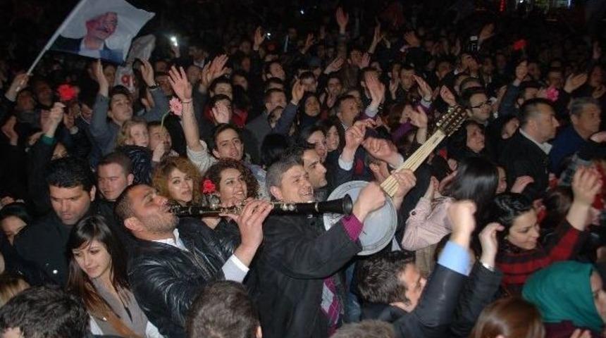 Tekirdağ'da Chp'lilerin Zafer Coşkusu