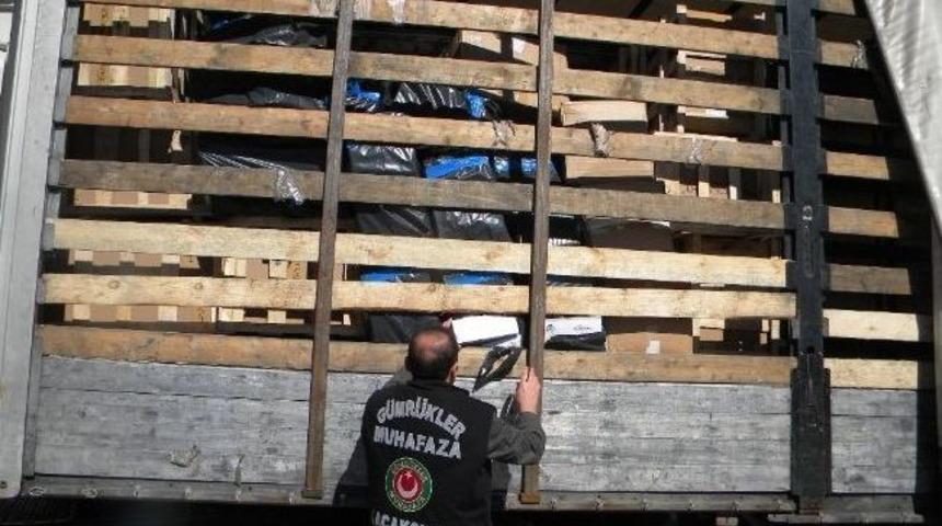 Hamzabeyli Sınır Kapısı'nda 630 Bin Adet Ka&ccedil;ak Sigara Ele Ge&ccedil;irildi