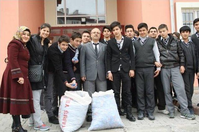 Niğde’de 100 Bin Mavi Kapak Toplandı