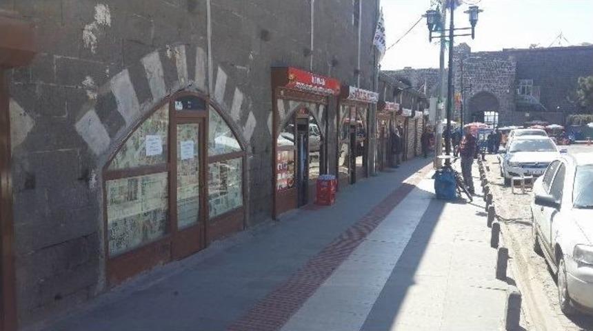 Kervansaray Esnafı Satışlardan Şikayet&ccedil;i