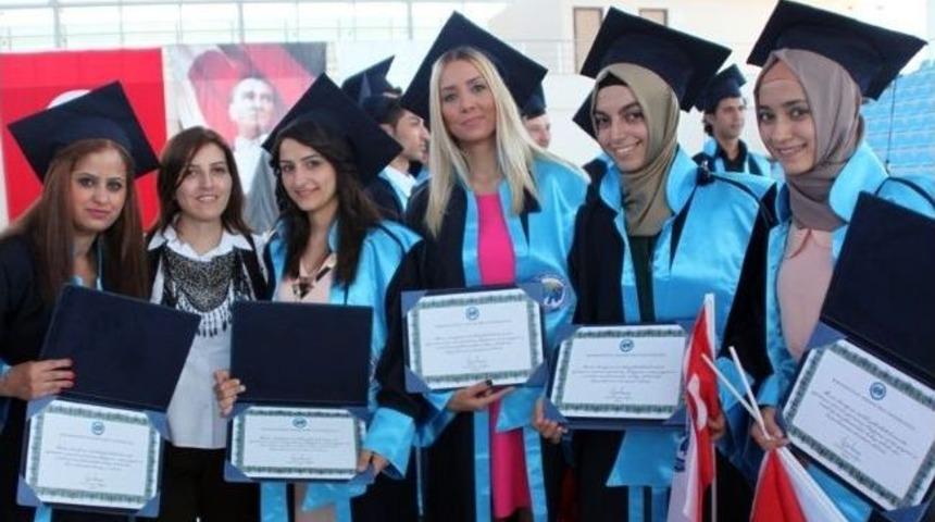 Km&uuml;&rsquo;de Karekodlu Diploma Uygulaması