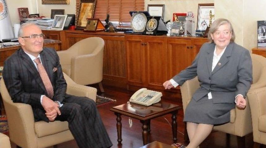 Milletvekili Bakır'dan, Başkan Yılmaz'a Hayırlı Olsun Ziyareti