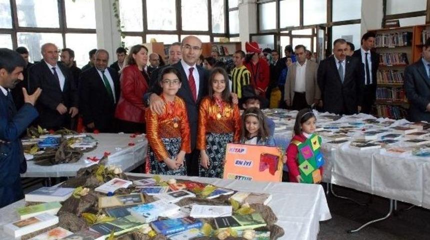 Vali Demirtaş’tan Yeni Kütüphane Müjdesi