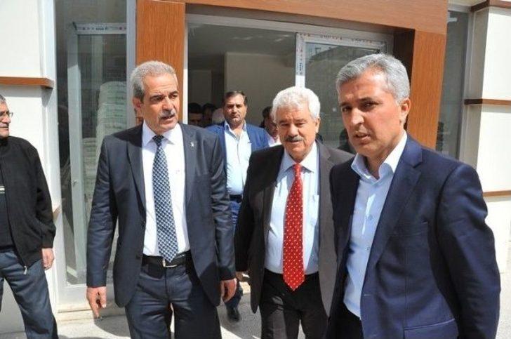 Fevzi Demirkol, Tebrikleri Kabul Ediyor G5