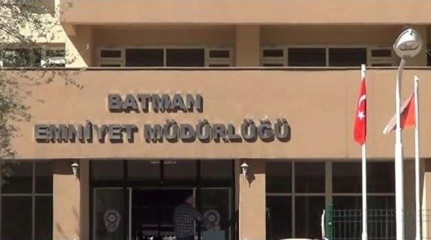 Batman'da 13 Şube M&uuml;d&uuml;r&uuml;n&uuml;n G&ouml;rev Yeri Değiştirildi