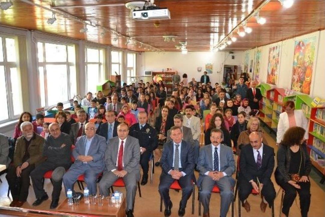 50'nci K&uuml;t&uuml;phane Haftası Kutlanıyor